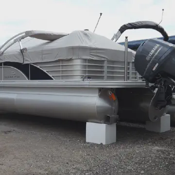 EPS foam blocks used to support pontoon boat