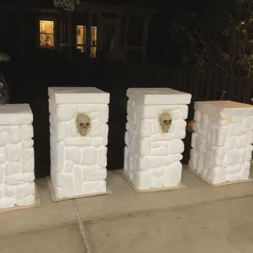 Haunted House Halloween Decorations