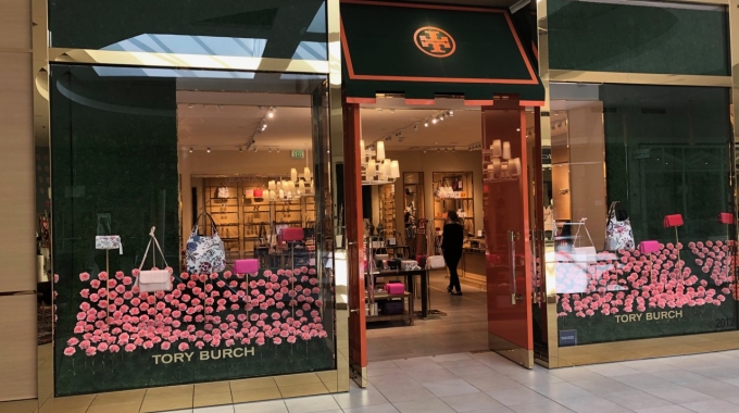 EPS foam were used to create the base of window display